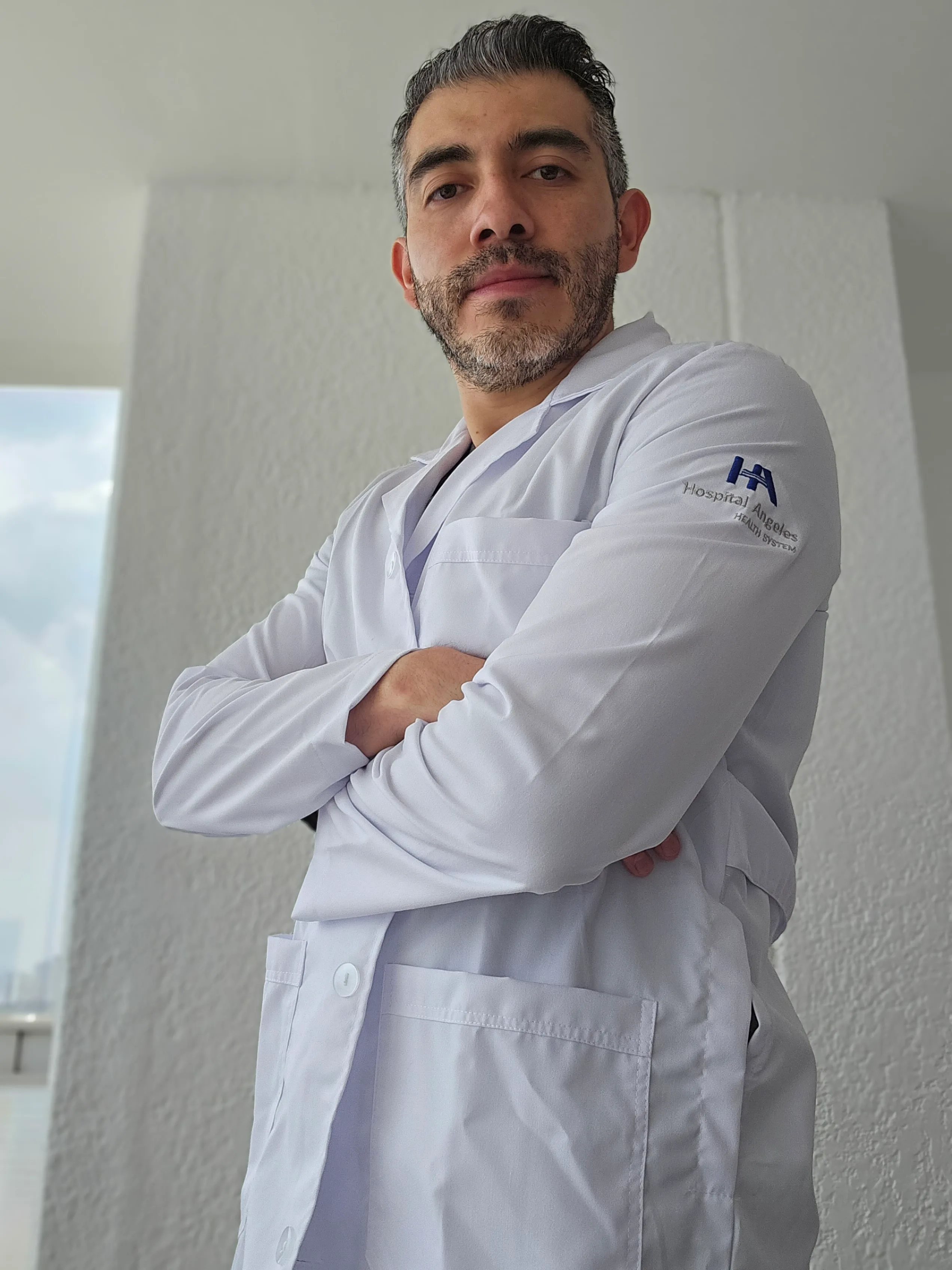dr-alberto-aguilar-cirujano-bariatrico-cdmx-tlalnepantla.webp